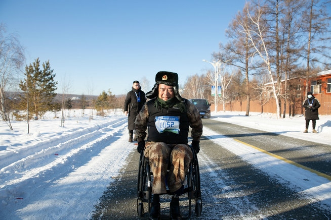 中共黨員、一等功榮立者王曙光不畏嚴(yán)寒，挑戰(zhàn)自我（王鵬）.jpg