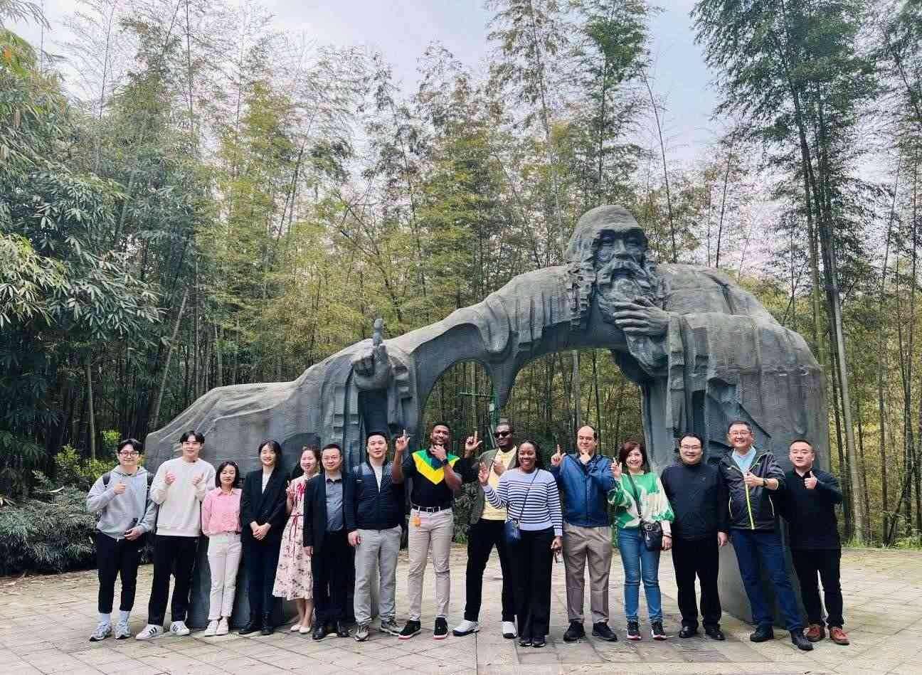 Guizhou Echo | 這一波，貴州又圈“國際粉”了