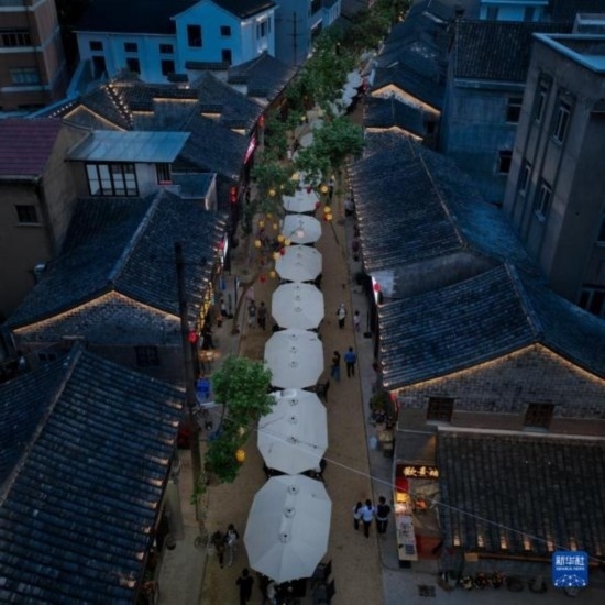 浙江新昌：夜經(jīng)濟(jì)拉動(dòng)旅游業(yè)發(fā)展
