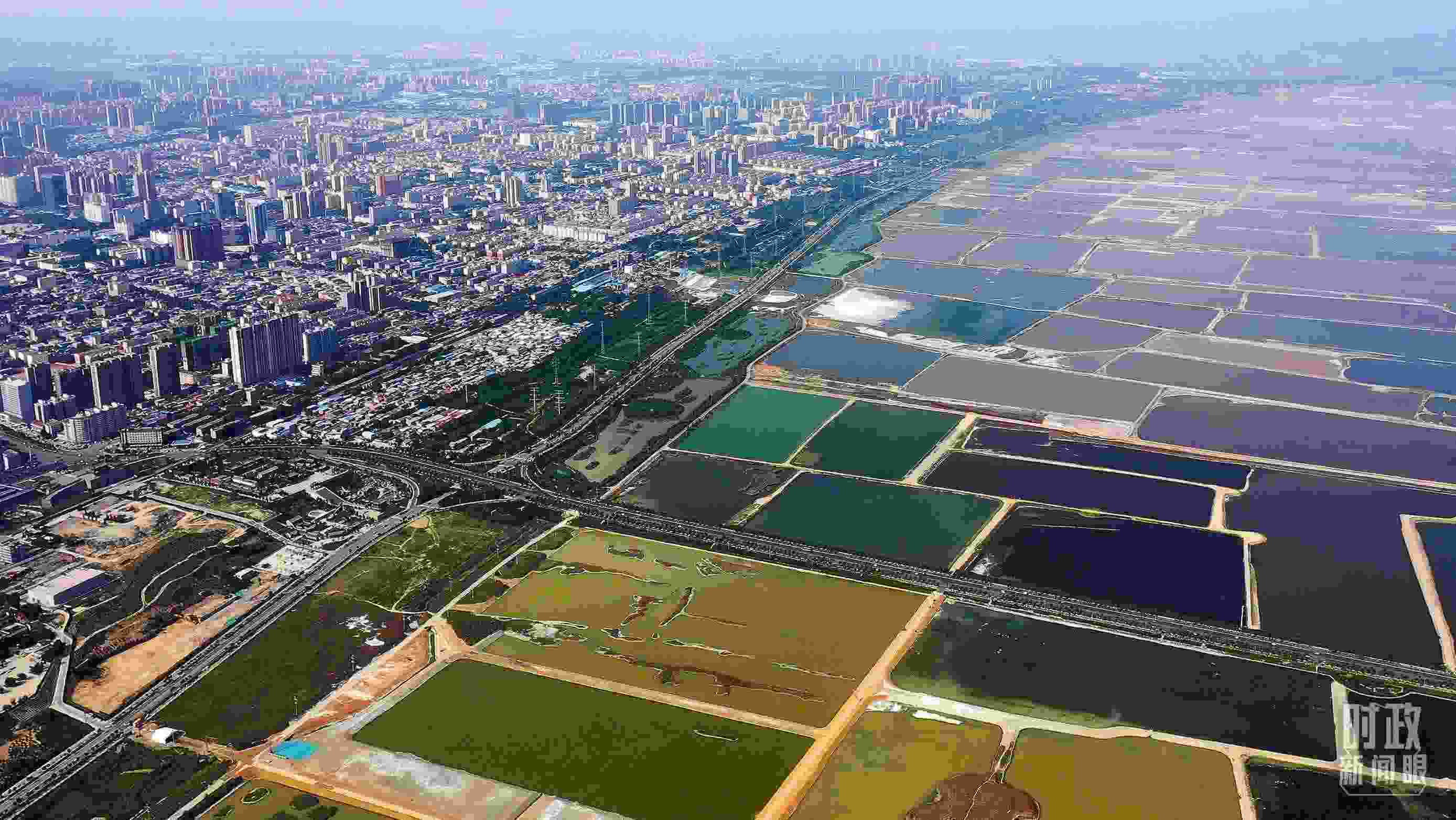 △俯瞰山西運(yùn)城。（總臺(tái)記者裴大偉、康曉宇拍攝）