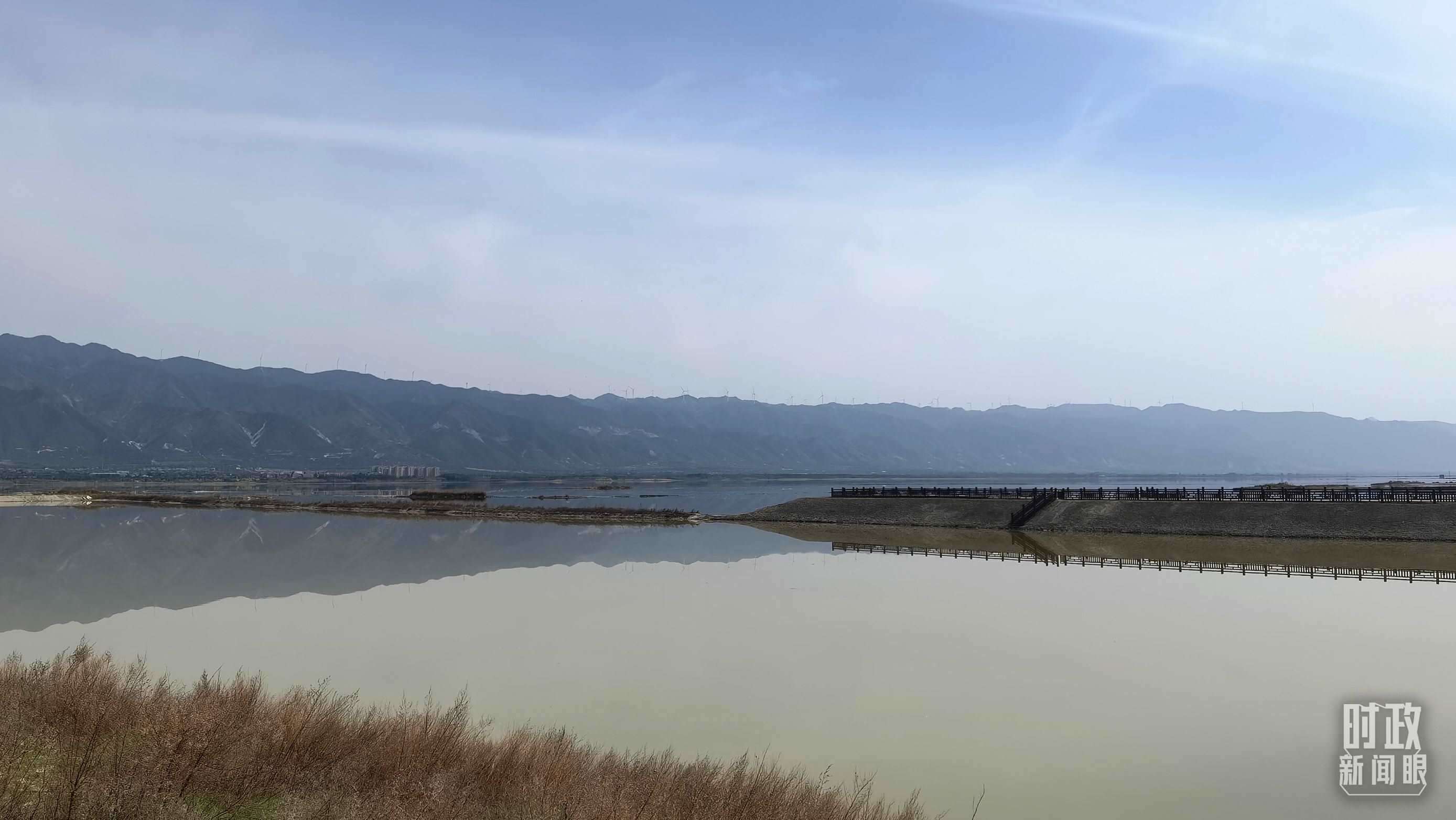 △運(yùn)城鹽湖。（總臺(tái)央視記者馬亞陽拍攝）