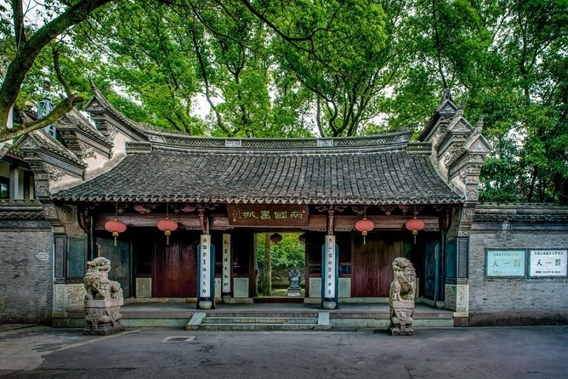 天一閣正門。 天一閣博物院供圖