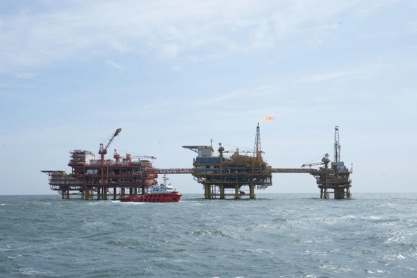 墾利6-1油田海上施工現(xiàn)場。受訪者供圖