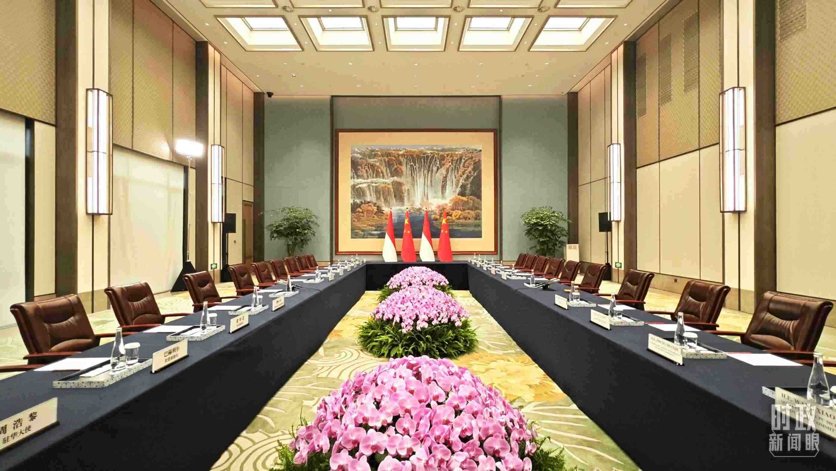 中印尼兩國元首在這里舉行會(huì)見。這是會(huì)見開始前的場景。（總臺(tái)央視記者許永松拍攝）