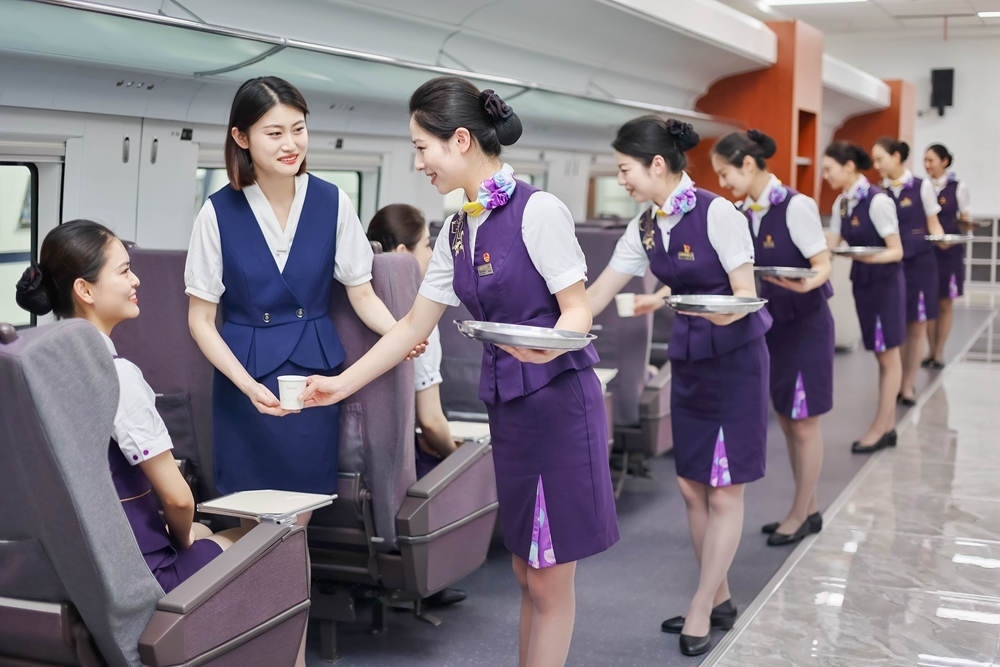 形象儀態(tài)塑造。