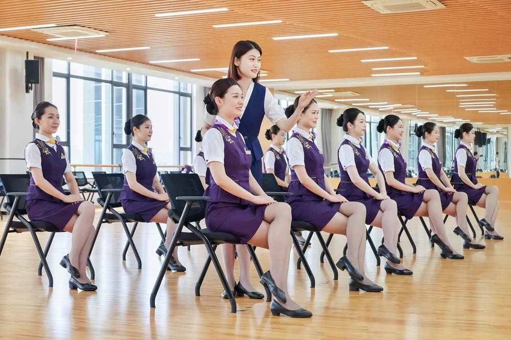 形象儀態(tài)塑造。