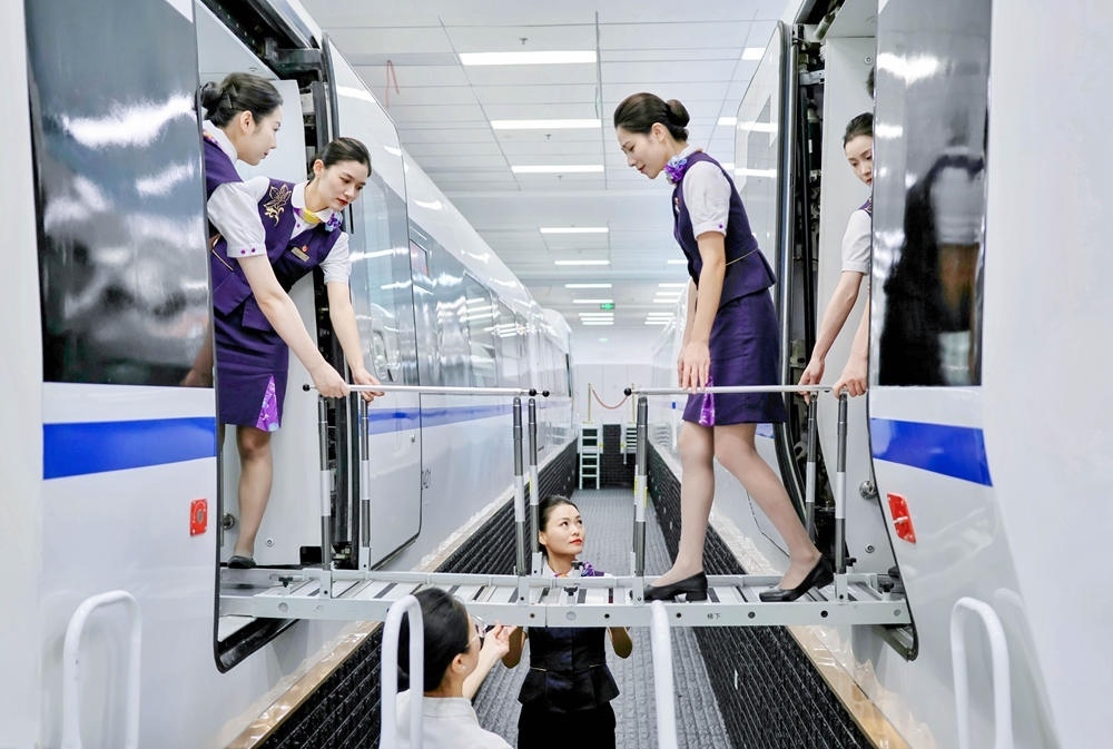 應(yīng)急處置培訓(xùn)。