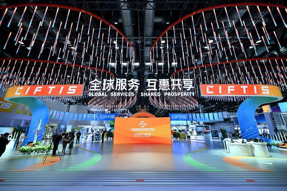 這是9月1日拍攝的國家會議中心內景。新華社記者 李鑫 攝