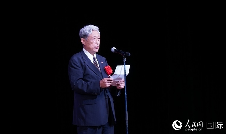 全華聯(lián)會(huì)長(zhǎng)何德倫發(fā)表致辭。人民網(wǎng) 蔣曉辰攝