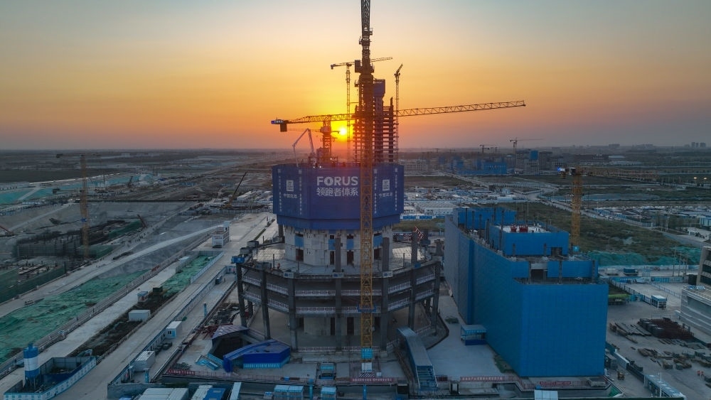 在雄安新區(qū)啟動區(qū)拍攝的中國中化大廈項目（9月21日攝，無人機照片）。新華社記者 張鋮 攝