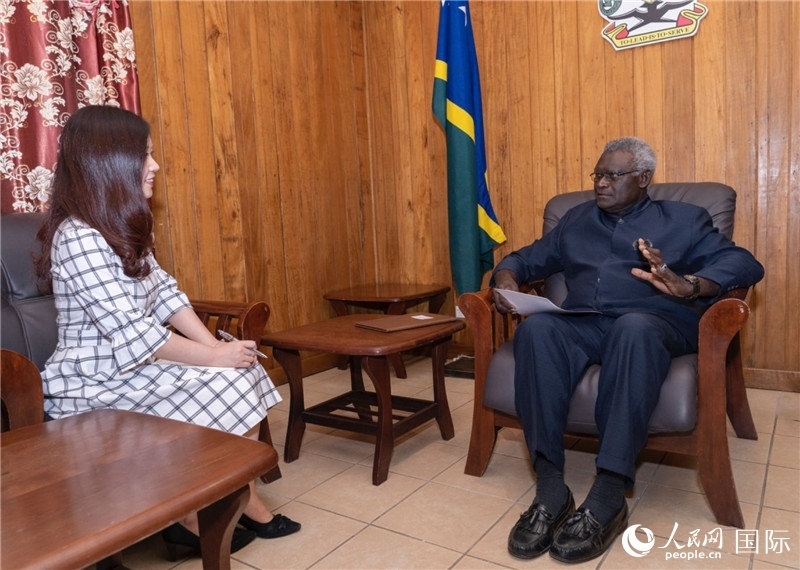 2023年9月14日，所羅門群島總理梅納西·索加瓦雷在首都霍尼亞拉接受人民網(wǎng)記者專訪。人民網(wǎng) 賀吉攝