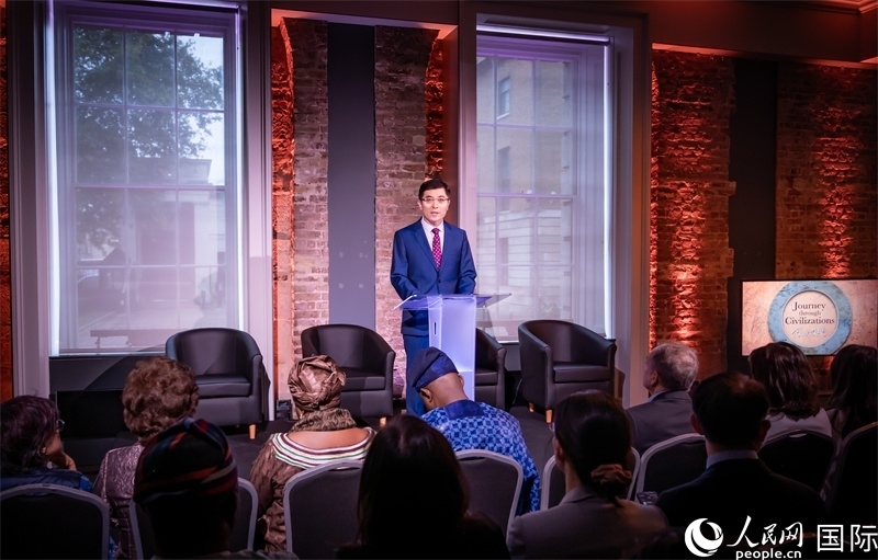 中國駐英國使館臨時(shí)代辦楊曉光致辭。人民網(wǎng) 郭錦標(biāo)攝