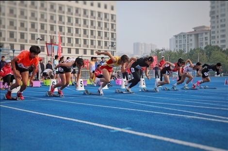 第59屆北京市中學生田徑運動會暨北京學生金奧運動隊田徑運動會。北京市教委供圖