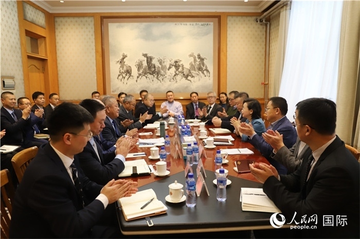 3.2023年10月30日，中國(guó)駐蒙使館座談會(huì)現(xiàn)場(chǎng)。人民網(wǎng)記者 霍文攝