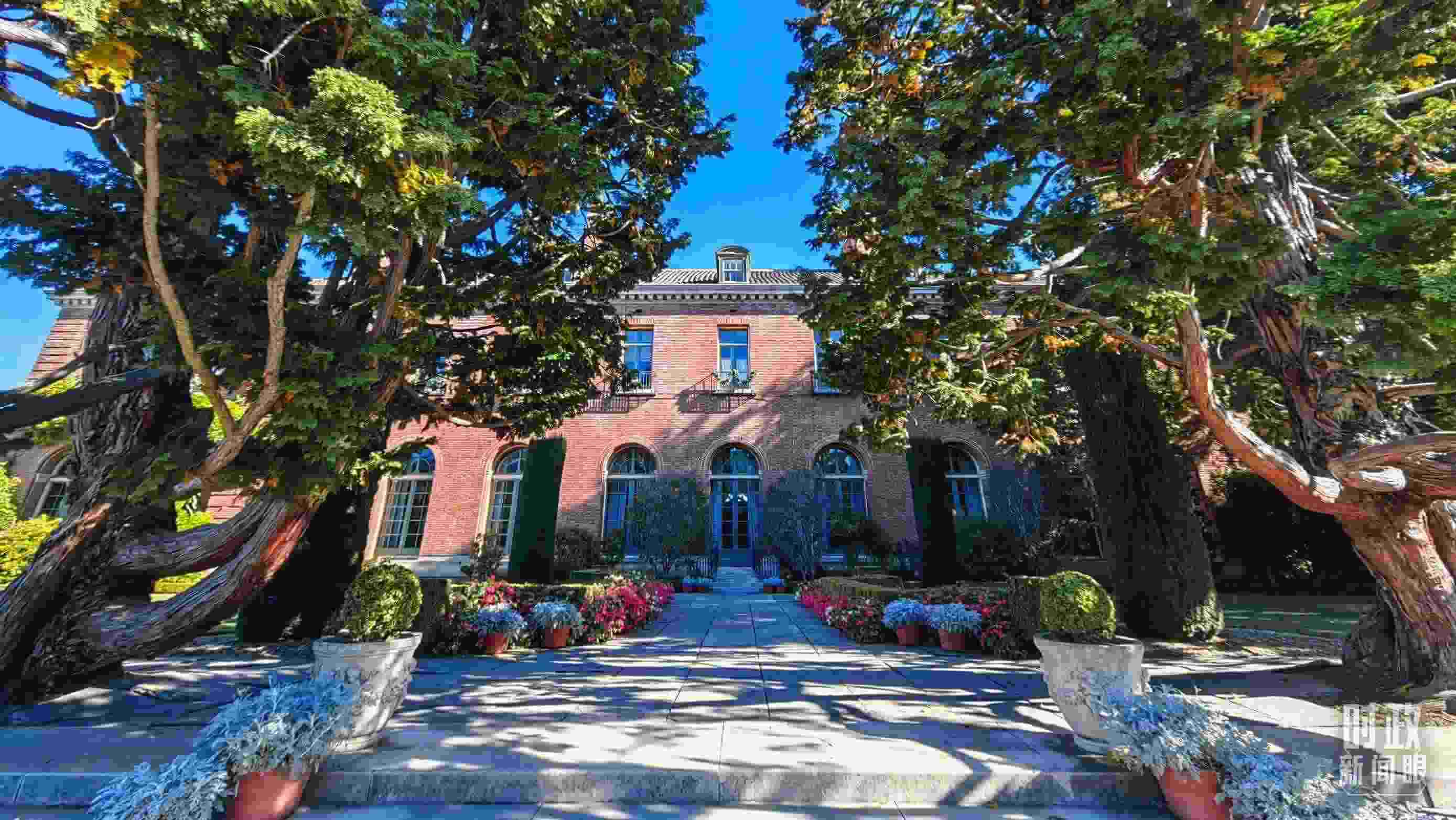 中美元首會晤在斐洛里莊園舉行。（總臺央視記者張曉鵬拍攝）