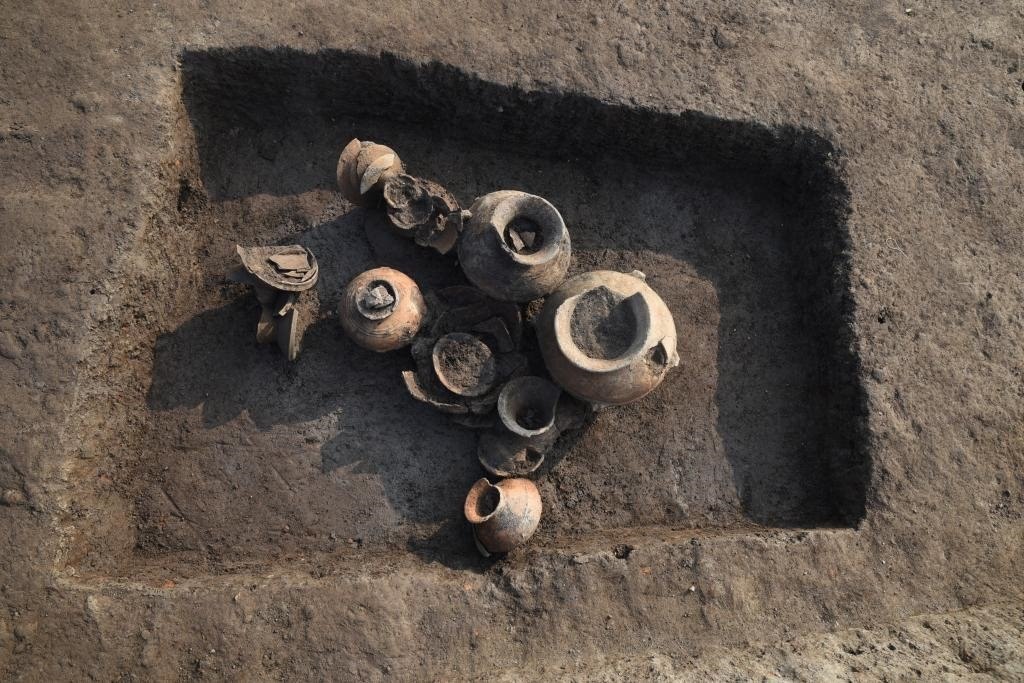 汶溪遺址河姆渡文化晚期墓葬。寧波市文化遺產(chǎn)管理研究院供圖