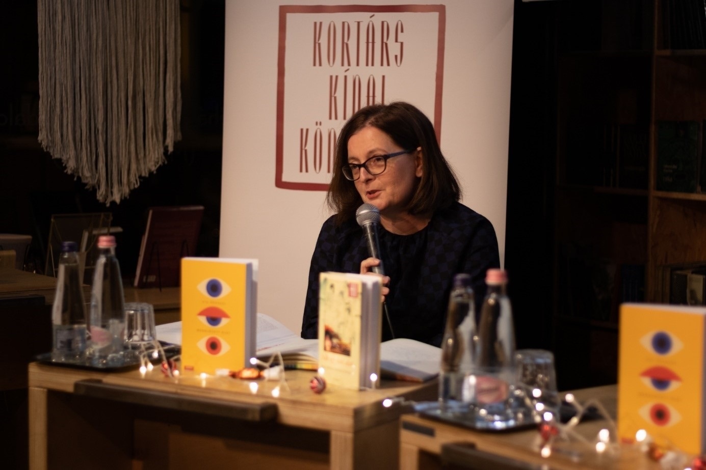 安奈特博士分享讀書體會。摩爾多瓦尼·巴爾納巴斯攝