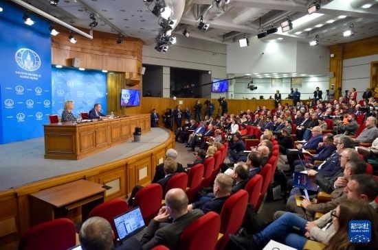 1月18日，在俄羅斯首都莫斯科，俄羅斯外長拉夫羅夫回答記者提問。新華社發(fā)（亞歷山大攝）