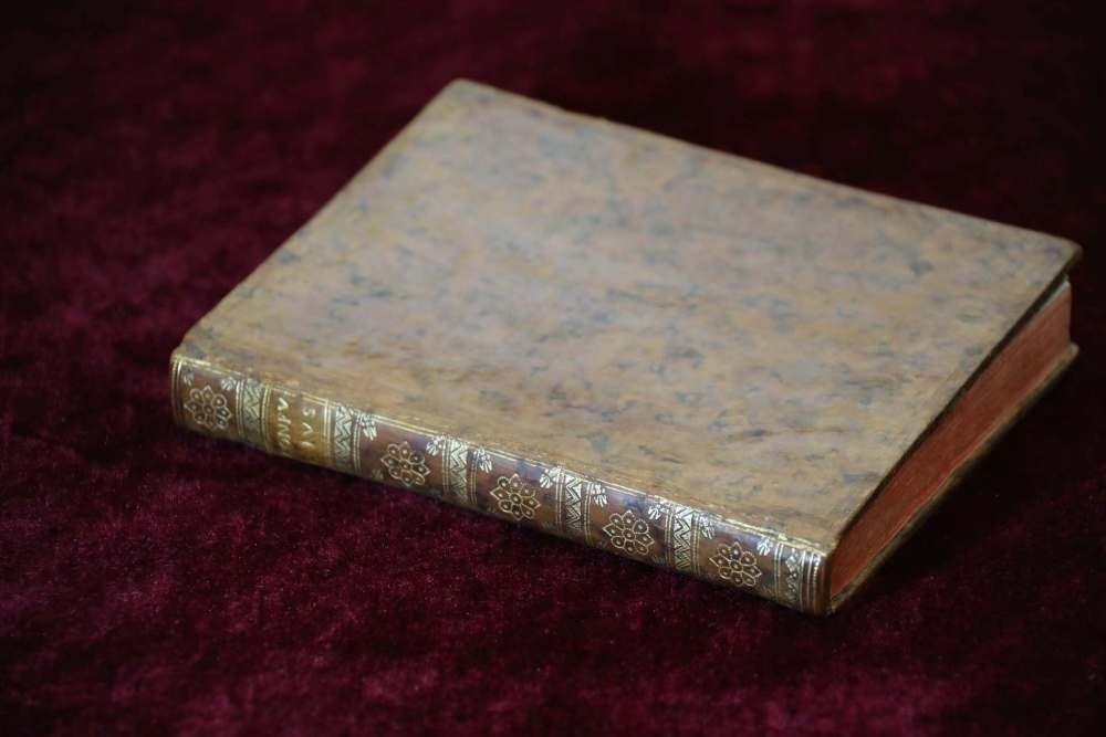 這是典藏于中國(guó)國(guó)家圖書館的《論語(yǔ)導(dǎo)讀》。