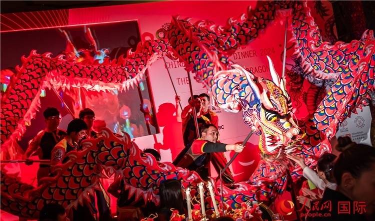 “共慶中國年 共享新機(jī)遇”破冰者新春晚宴現(xiàn)場盛況。人民網(wǎng) 郭錦標(biāo)攝