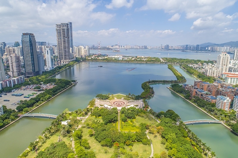 2021年5月15日，廈門，航拍筼筜湖，景色優(yōu)美。