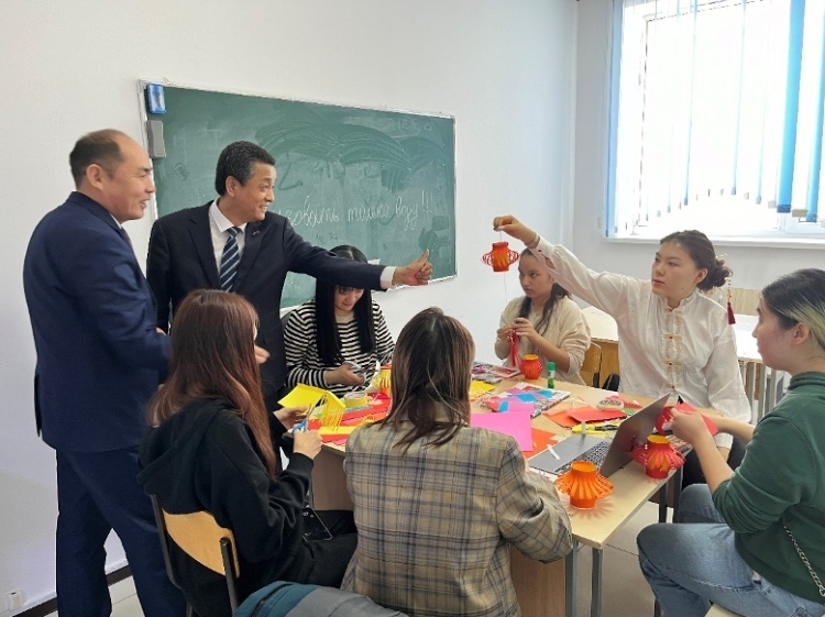 活動現場?？鬃訉W院供圖