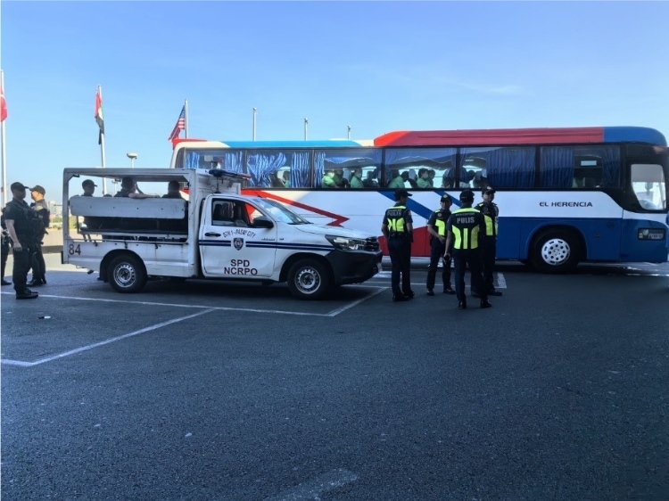 菲反有組織犯罪委員會等部門組織多次聯(lián)合突擊執(zhí)法。駐菲律賓使館供圖