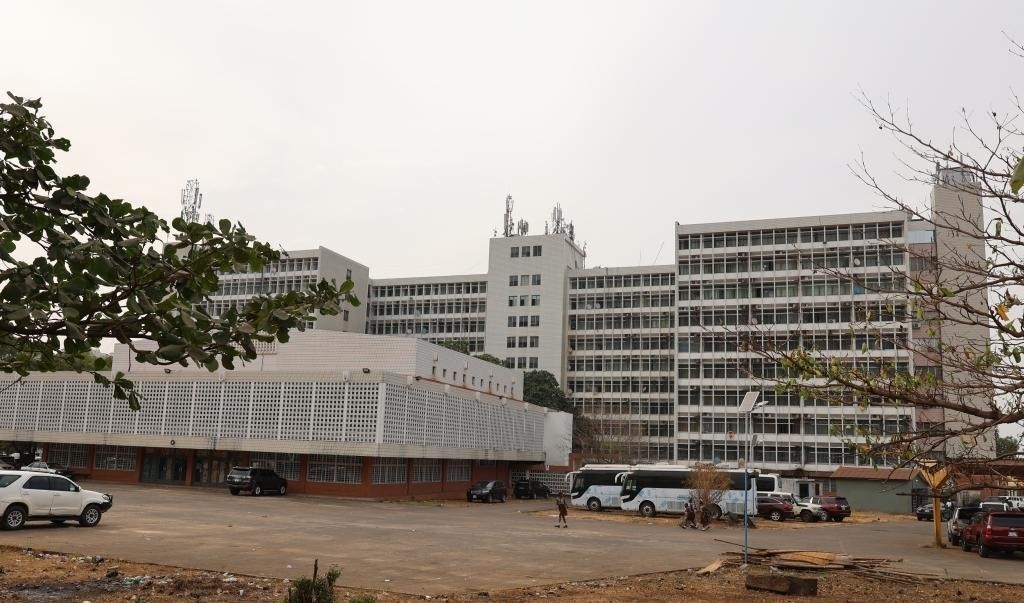 中塞友誼大廈。