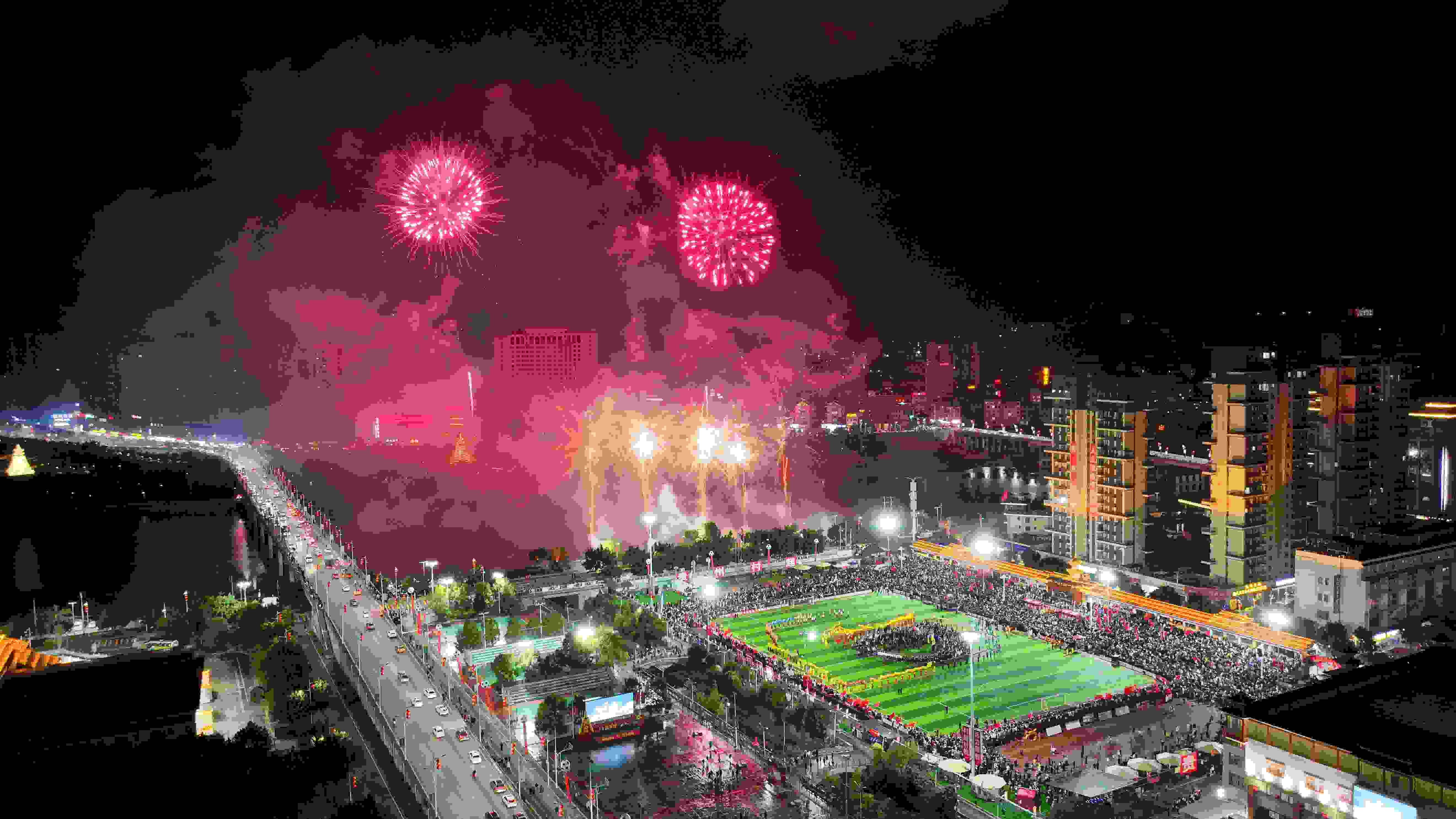 貴州榕江“村超”現(xiàn)場(chǎng)。韋貴金 攝