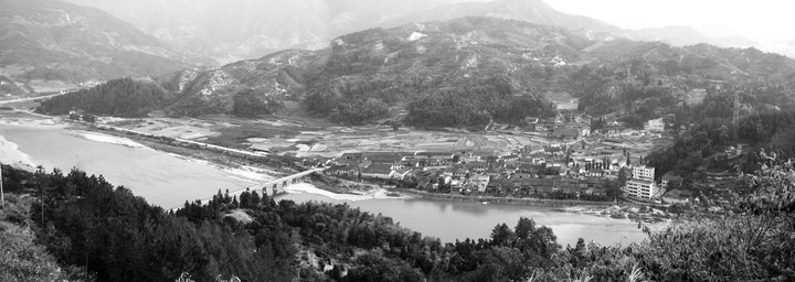 搬遷前的景寧外舍村。供圖 共享聯(lián)盟·景寧