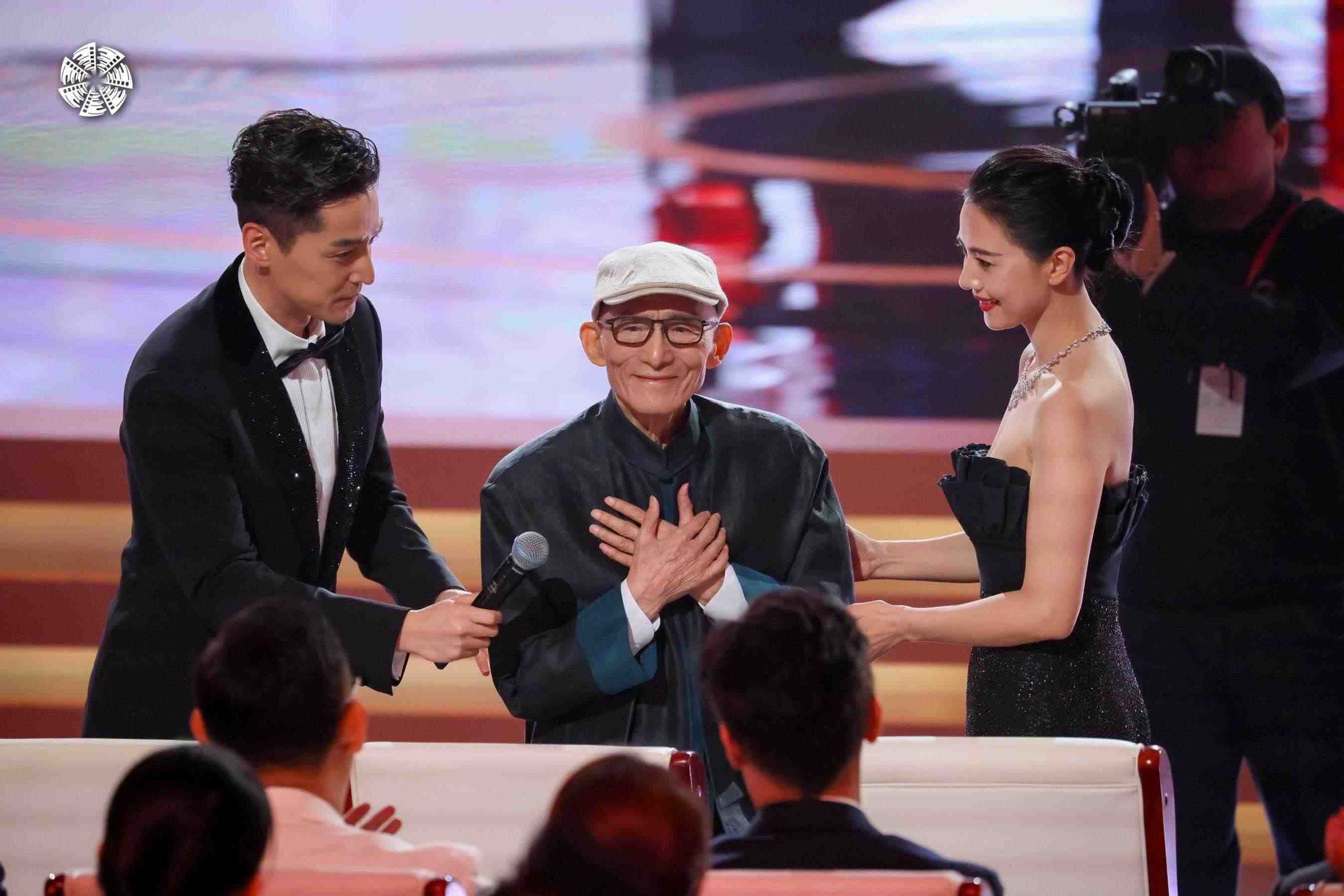 從左到右依次為演員胡歌，演員游本昌，演員高圓圓。主辦方供圖