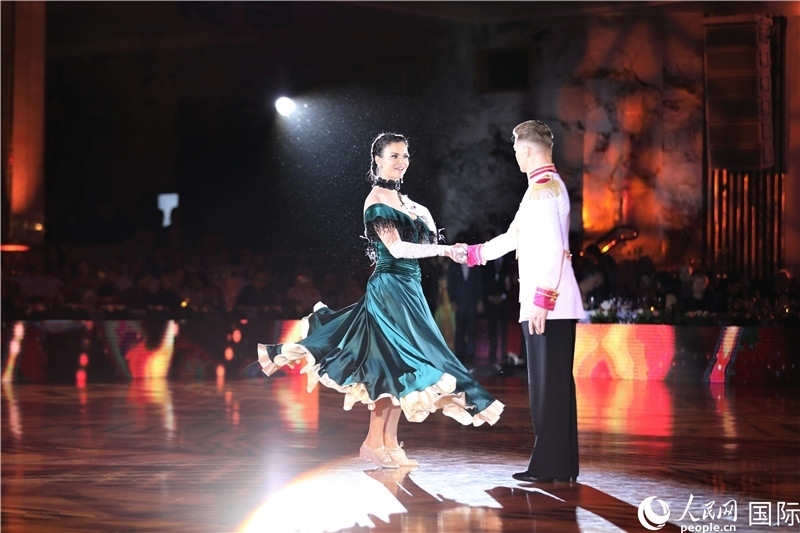 第五屆“克里姆林宮杯”國標(biāo)舞錦標(biāo)賽現(xiàn)場。于子恒攝