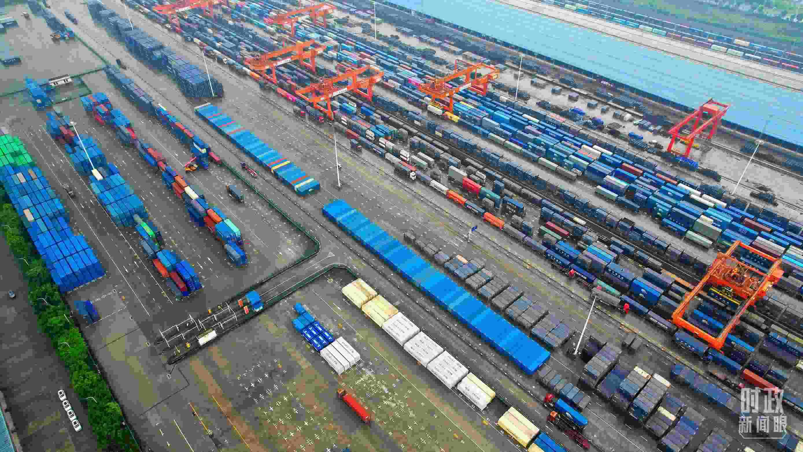 △重慶國際物流樞紐園區(qū)。（總臺央視記者范凱拍攝）