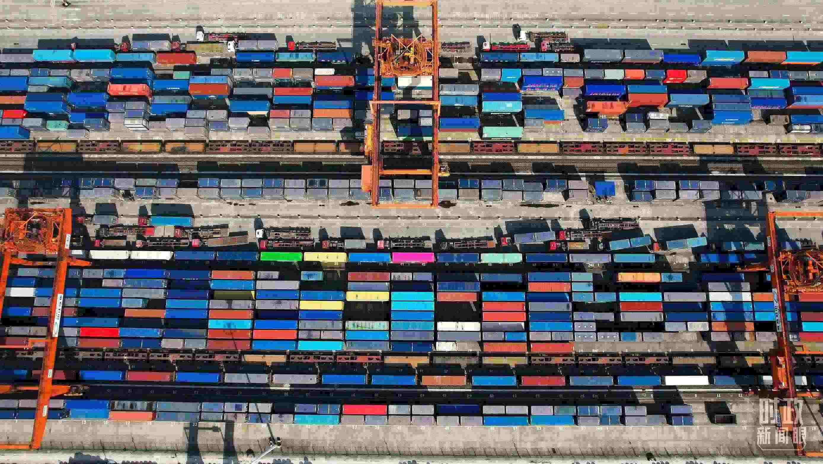 △重慶國際物流樞紐園區(qū)。（總臺央視記者范凱拍攝）