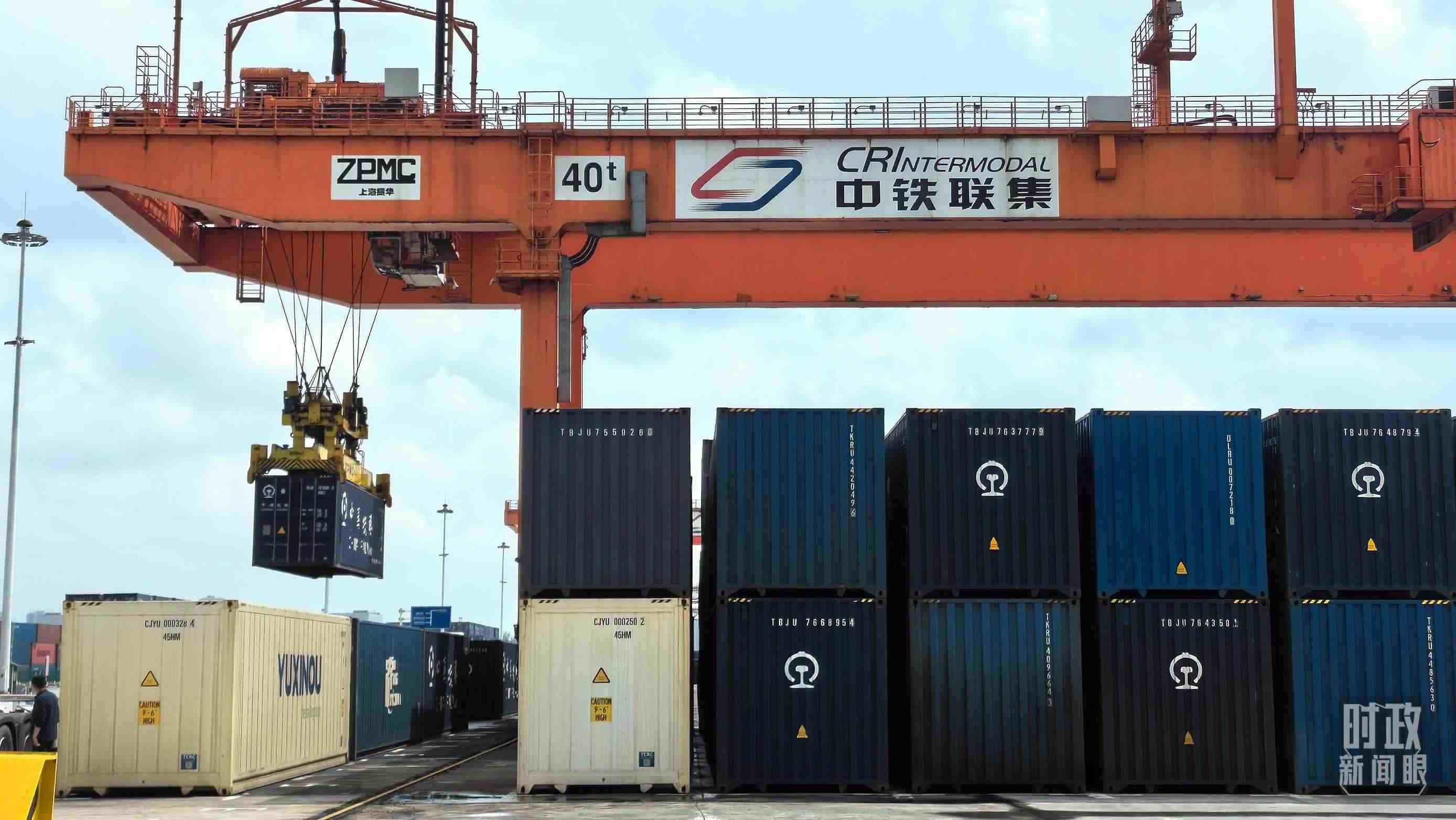 △重慶國(guó)際物流樞紐園區(qū)。（總臺(tái)央視記者趙化拍攝）