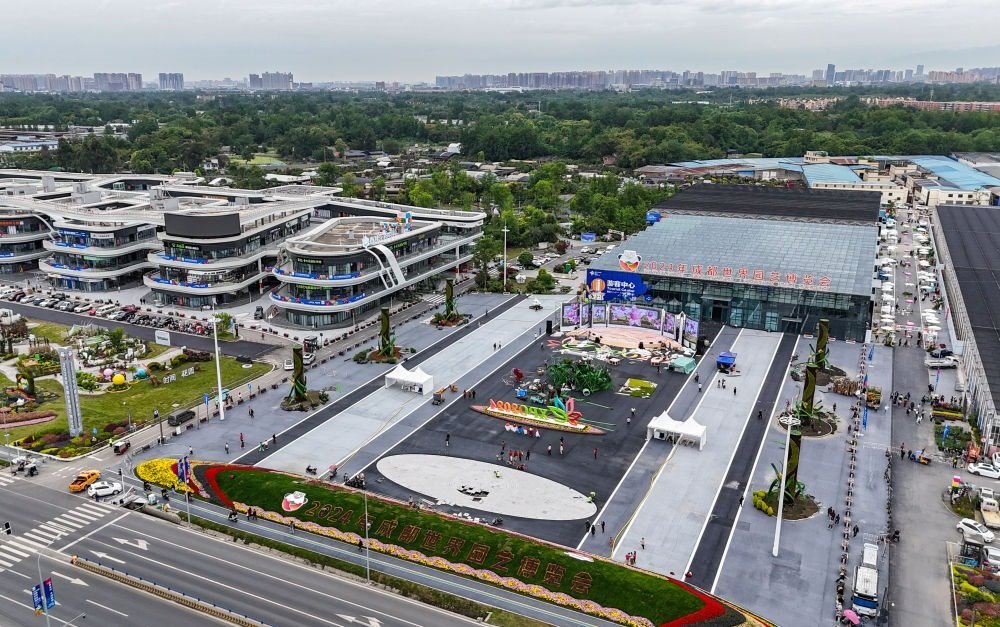 這是2024年4月23日拍攝的成都世園會(huì)郫都分會(huì)場（無人機(jī)照片）。新華社記者 王曦 攝
