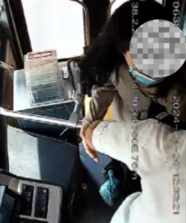 公交車上他一聲大吼！魏杰，好樣的！