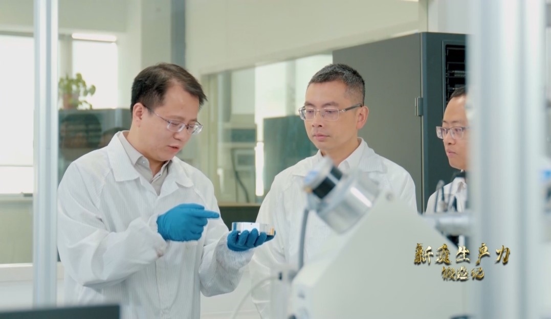 長沙巴斯夫杉杉電池材料研究院，正在進行電池材料研究。