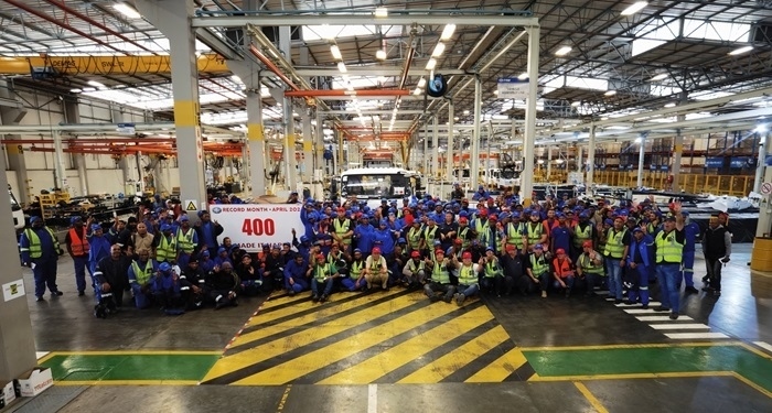 一汽南非庫哈工廠單月產(chǎn)量破400輛。圖片來源：一汽解放