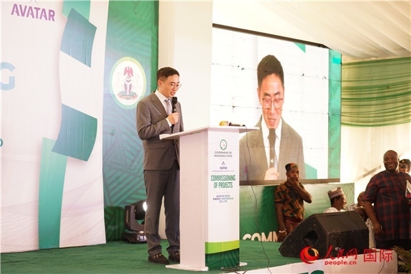 阿凡達新材料有限公司執(zhí)行董事朱興建致辭。人民網記者 姜宣攝