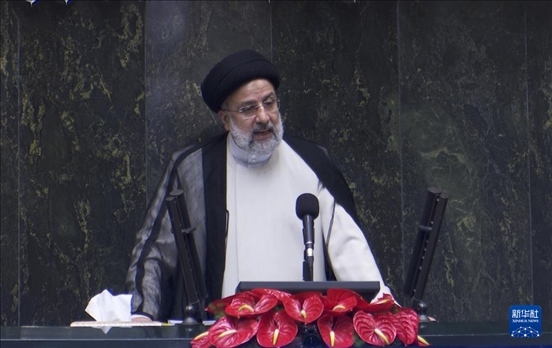 據(jù)伊朗邁赫爾通訊社20日?qǐng)?bào)道，伊朗總統(tǒng)萊希在直升機(jī)事故中遇難。這是2021年8月5日拍攝的易卜拉欣·萊希的資料照片。 新華社發(fā)（賈瓦德攝）