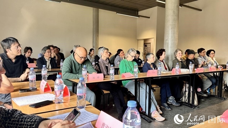 “國際青年文學(xué)共讀”活動(dòng)現(xiàn)場。人民網(wǎng)記者 于超凡攝