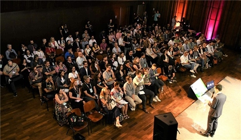 “視聽(tīng)中國(guó)”——文化與商業(yè)機(jī)遇推介會(huì)暨中國(guó)視聽(tīng)節(jié)目展映會(huì)現(xiàn)場(chǎng)。 中廣國(guó)際公司供圖