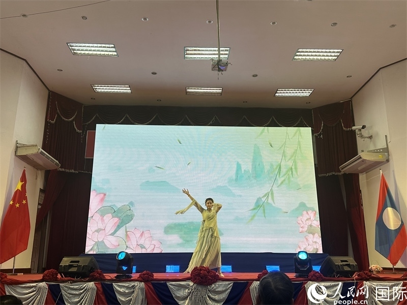 圖片：老撾選手參加第二十三屆漢語橋世界大學生中文比賽老撾賽區(qū)決賽。孫廣勇攝