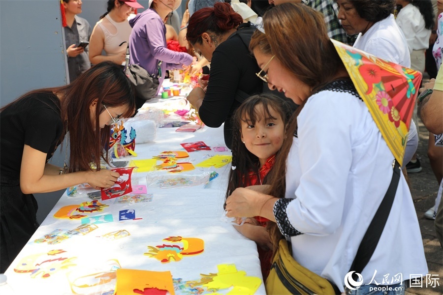 活動(dòng)現(xiàn)場。人民網(wǎng) 埃內(nèi)斯托·多明戈斯攝