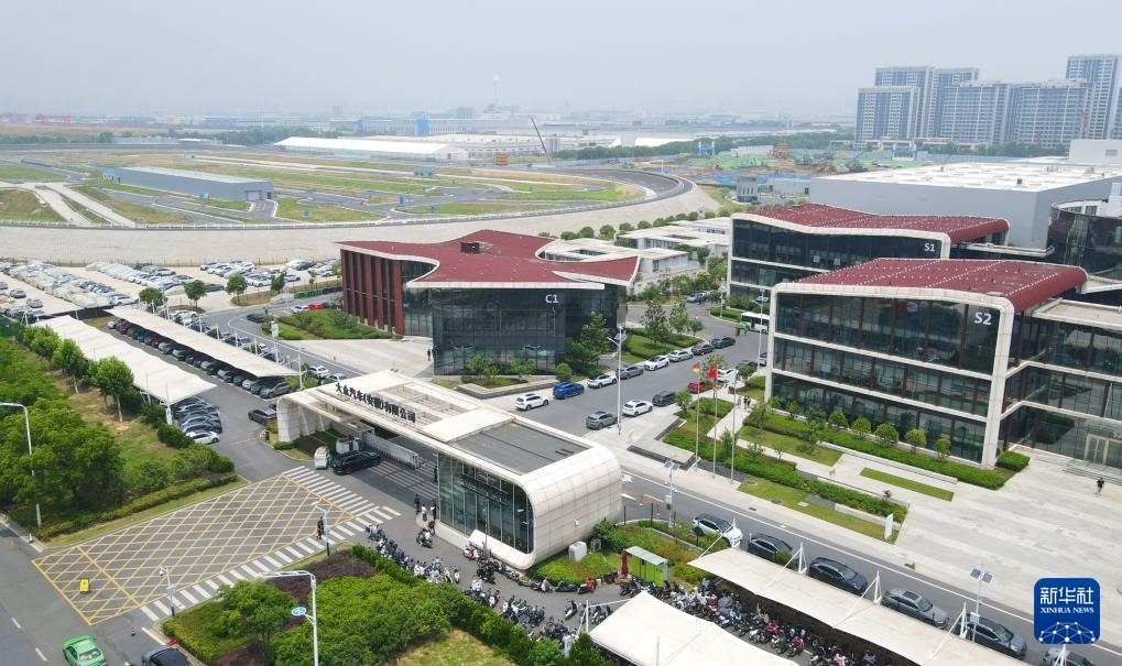 大眾汽車（安徽）有限公司外景（無人機(jī)照片，2024年6月7日攝）。新華社記者 郭晨 攝