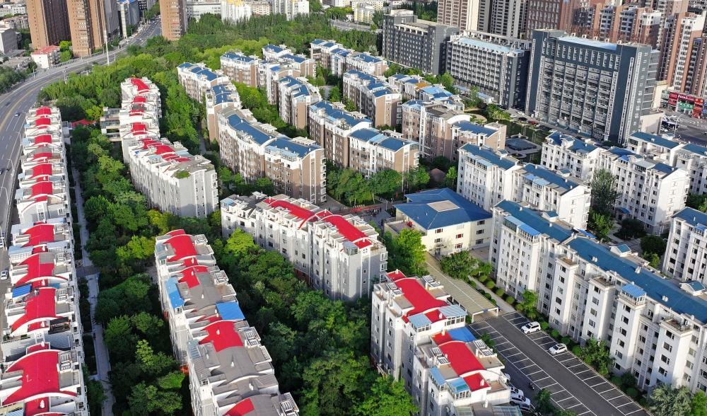 6月19日拍攝的長(zhǎng)城花園社區(qū)（無(wú)人機(jī)照片）。