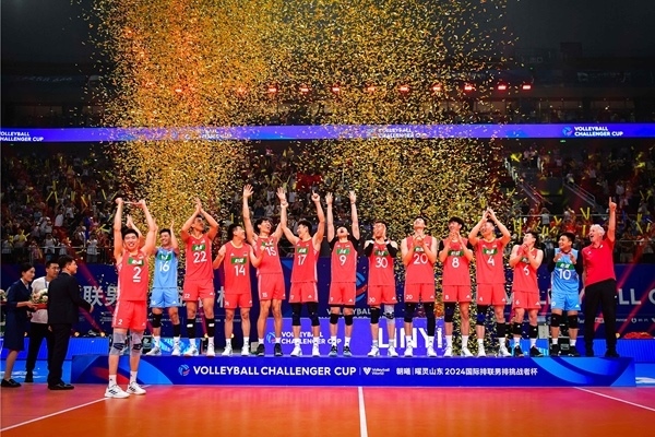中國隊奪得2024年國際排聯男排挑戰(zhàn)者杯冠軍。圖片來源：國際排聯