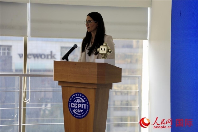 墨西哥外貿、投資和技術委員會總經理蘇珊娜·杜克發(fā)表講話。人民網 埃內斯托·多明戈斯攝