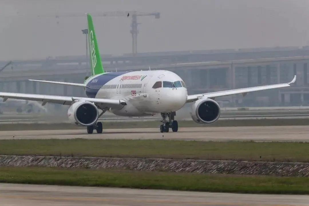 從一扇“門(mén)”、一座“城”、兩張“網(wǎng)”，看浦東新區(qū)改革常新